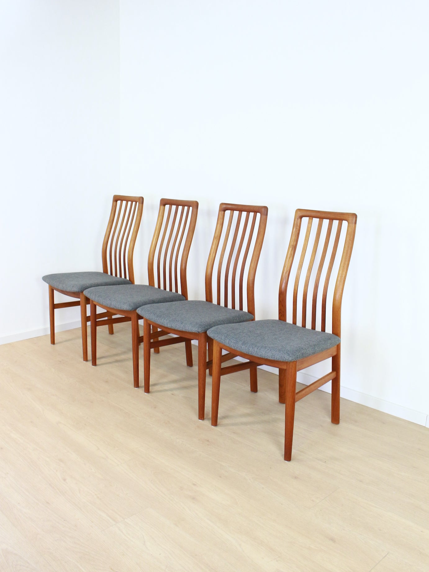 Set Kai Kristiansen model 170 stoelen