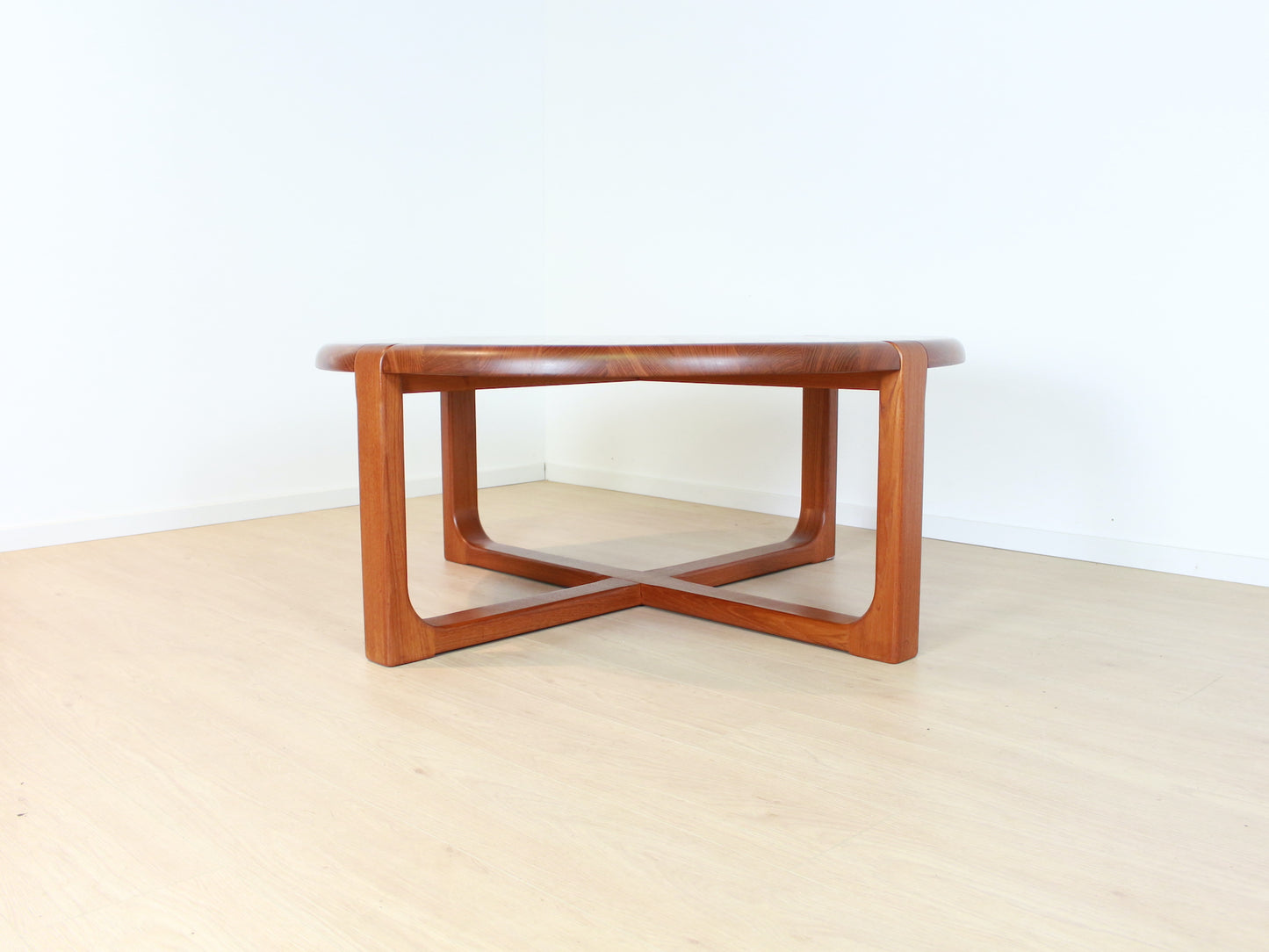 Ronde teak massieve salontafel Niels Bach