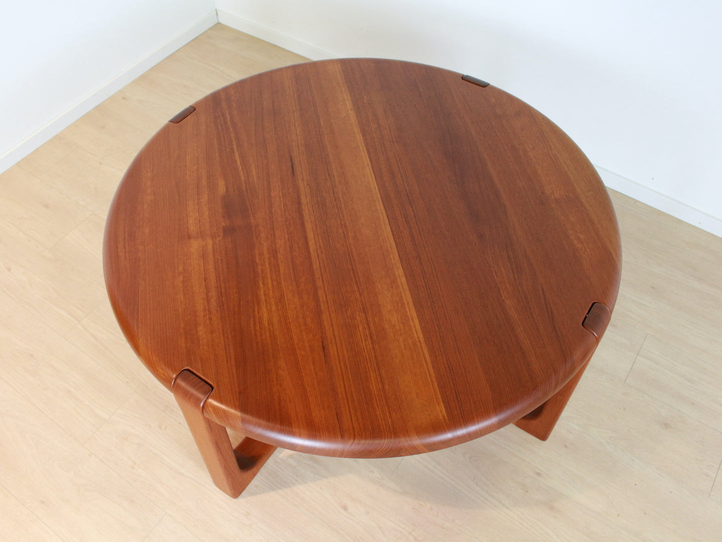 Ronde teak massieve salontafel Niels Bach