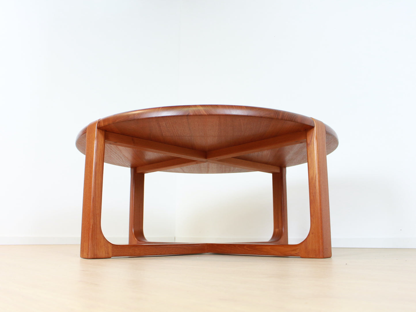 Ronde teak massieve salontafel Niels Bach
