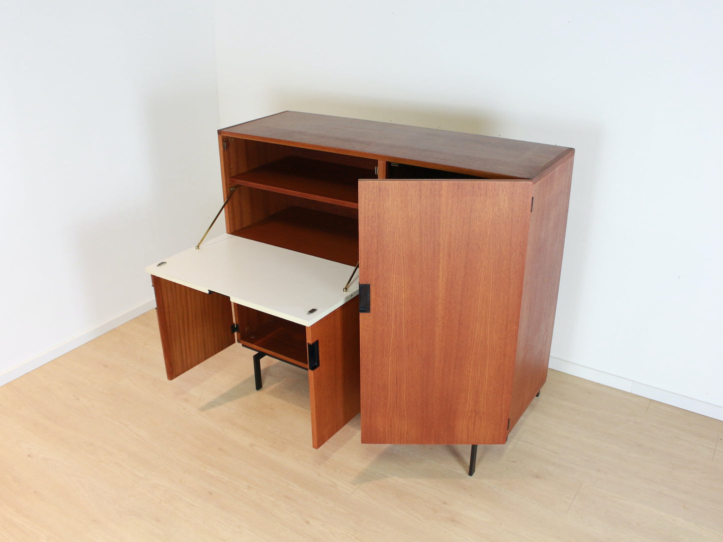 Pastoe kast CU06