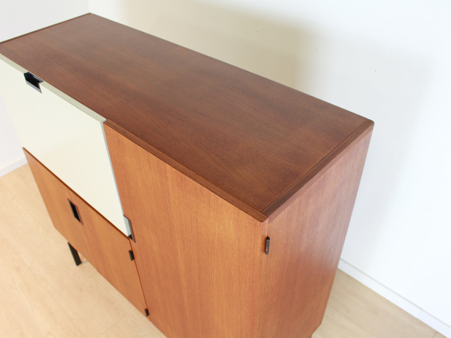Pastoe kast CU06