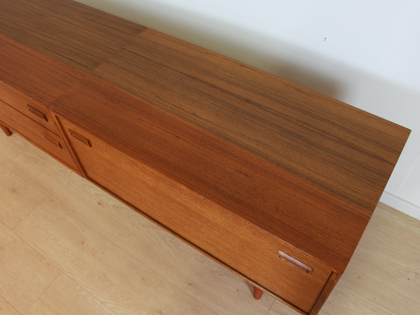 Formule teak dressoir