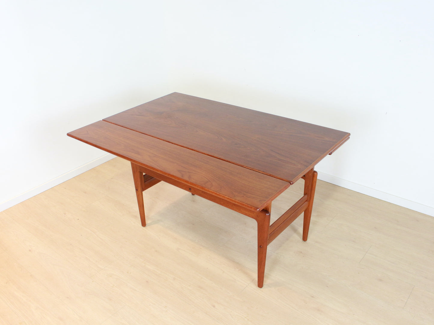 Eettafel/Salontafel Kai Kristiansen