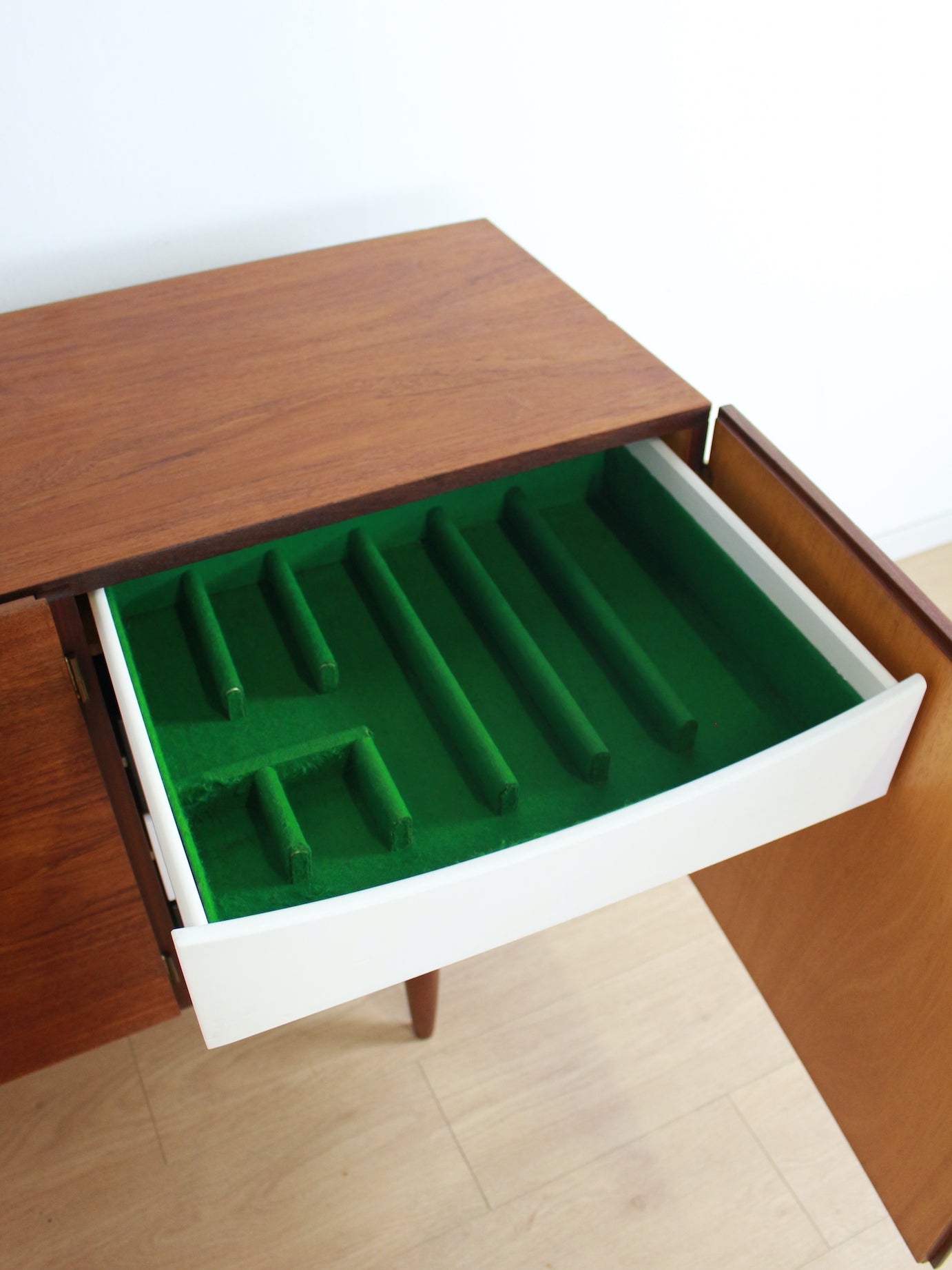 Vintage dressoir