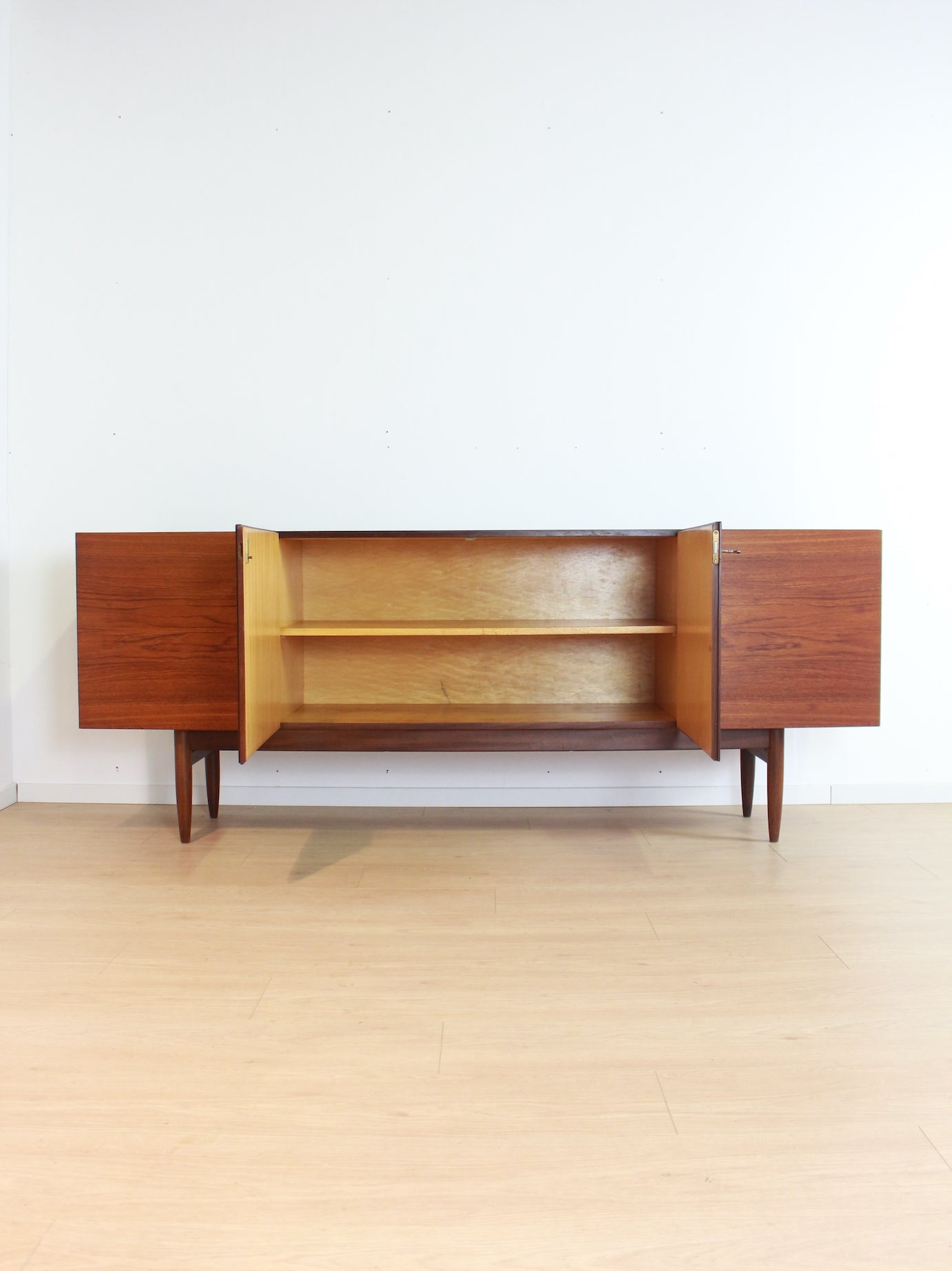Vintage dressoir
