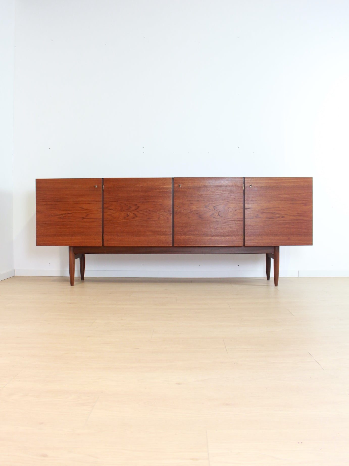 Vintage dressoir