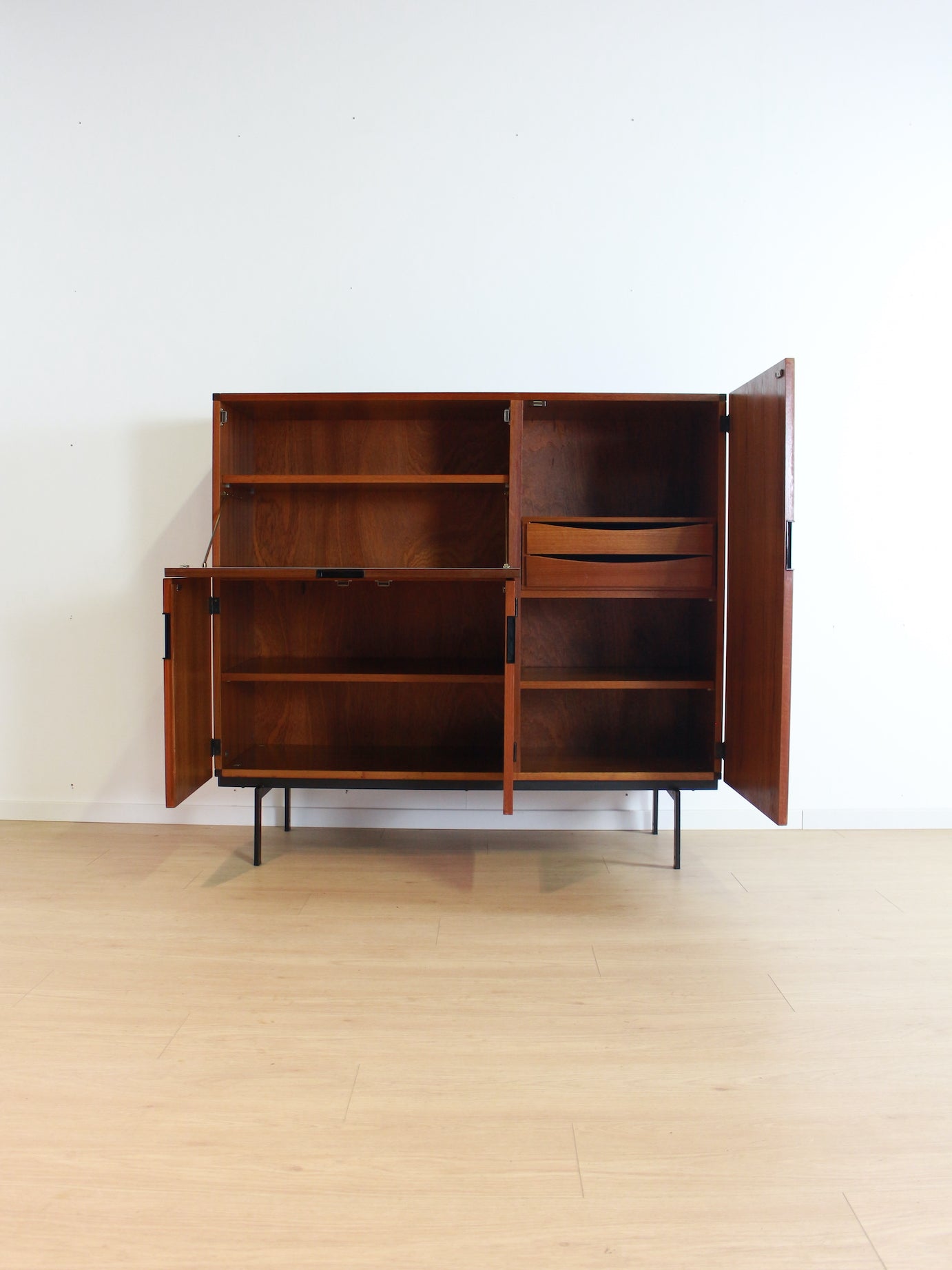 Pastoe highboard CU06