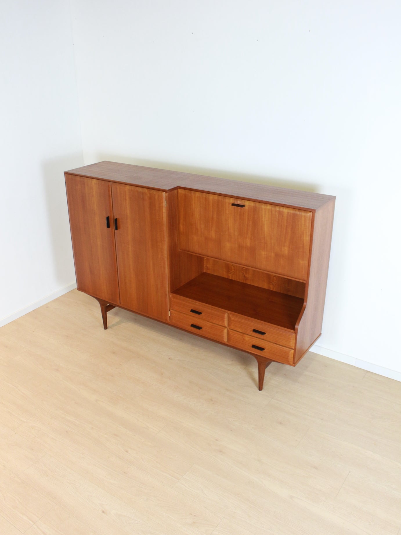 vintage highboard kast