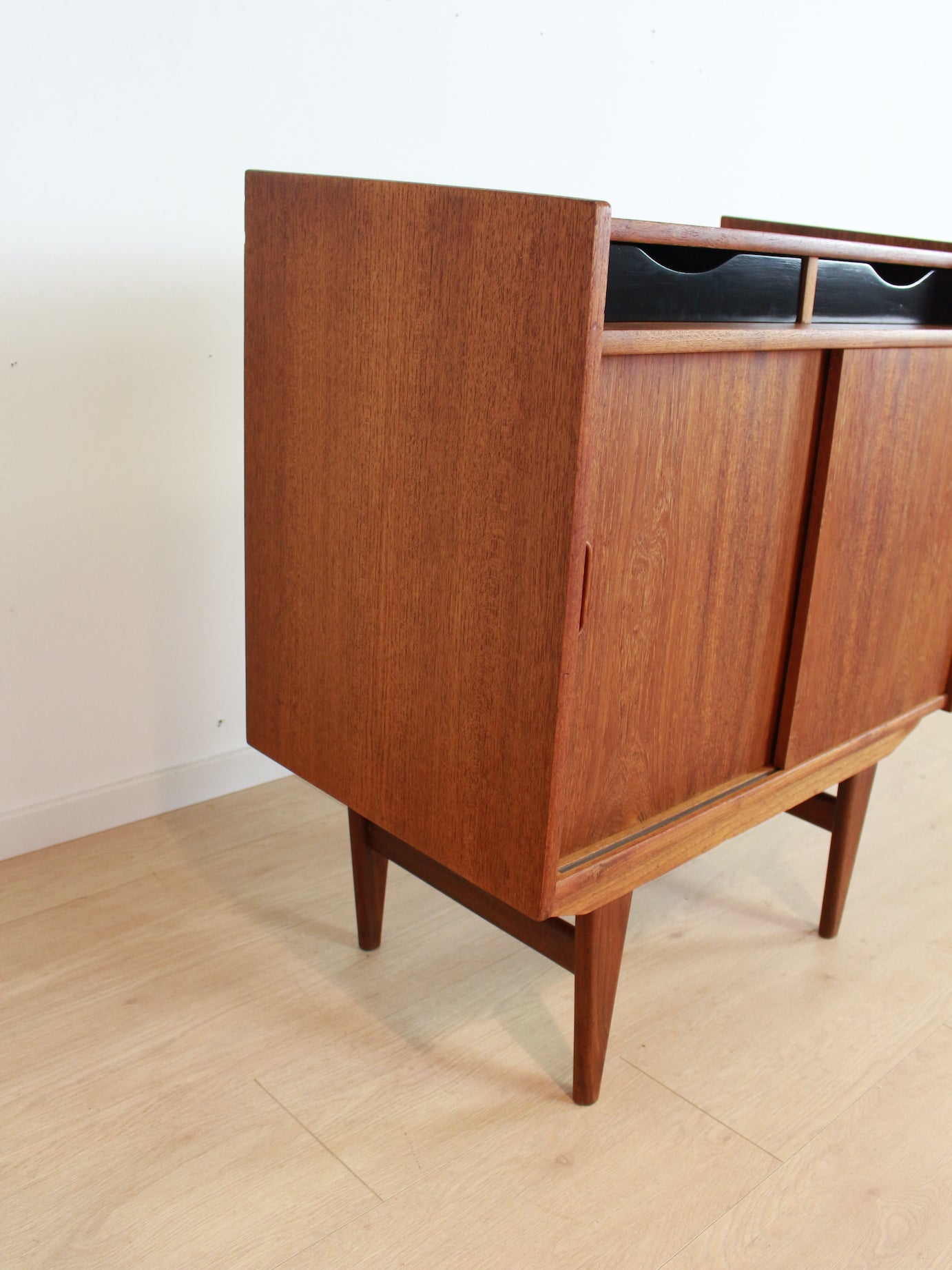 vintage Elementa kastje teak