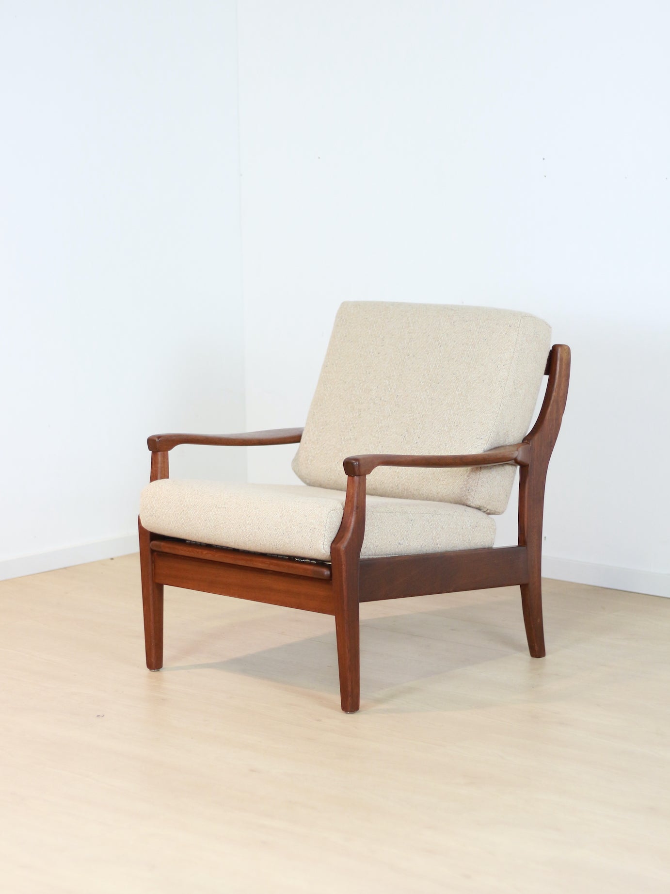 vintage fauteuil teak
