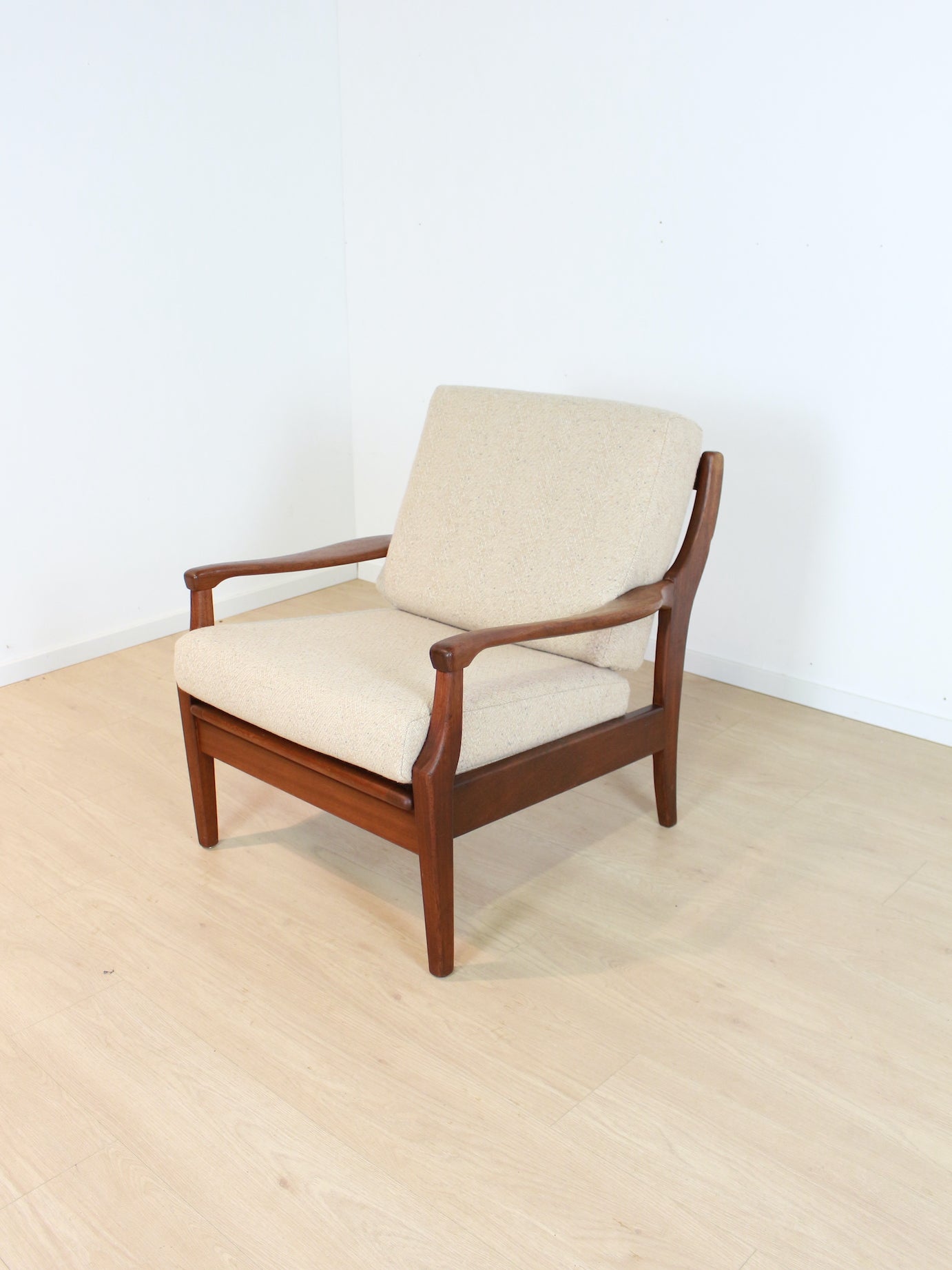 vintage fauteuil teak