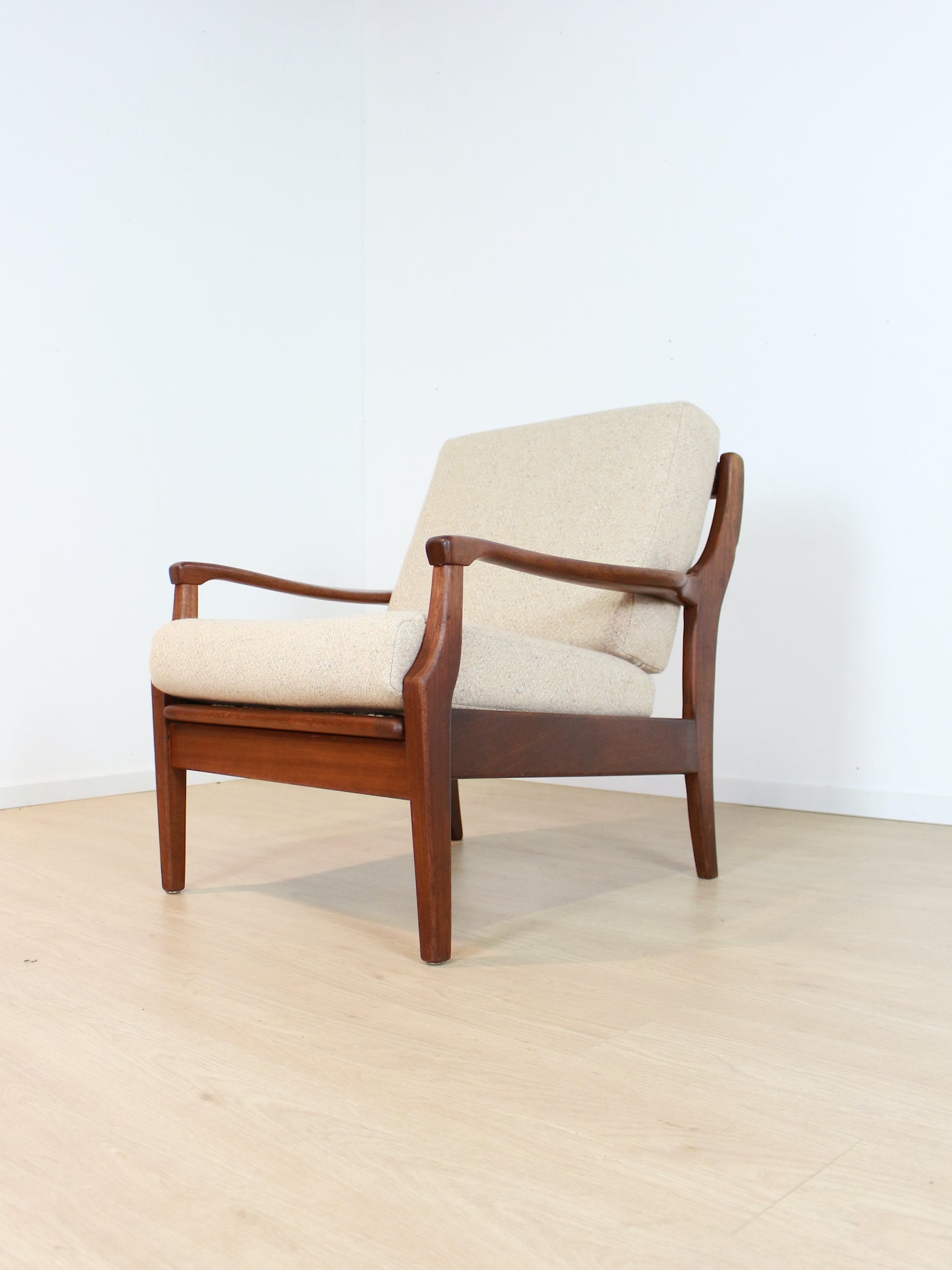 vintage fauteuil teak