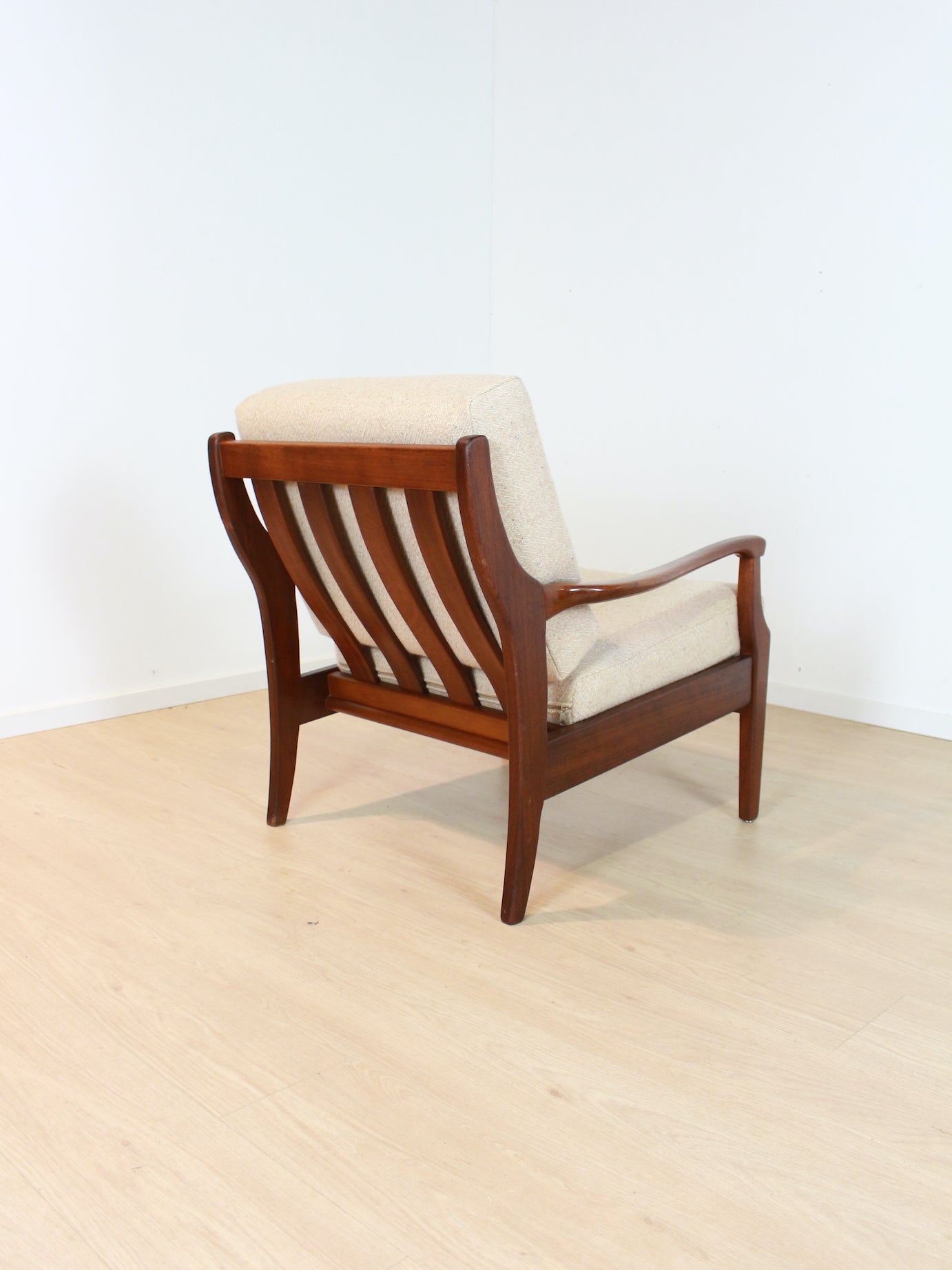vintage fauteuil teak