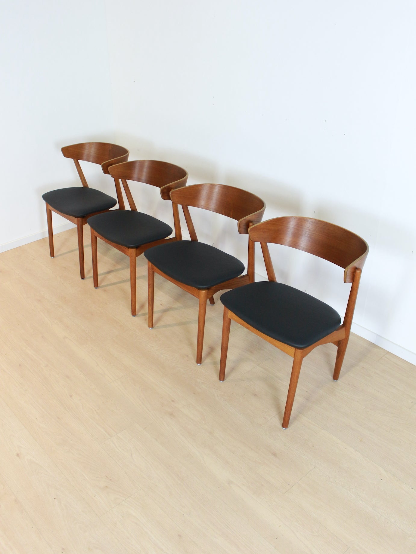 4x Sibast Denmark vintage eetkamerstoelen