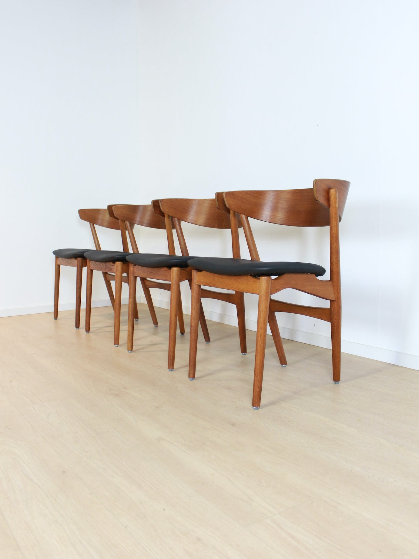 4x Sibast Denmark vintage eetkamerstoelen