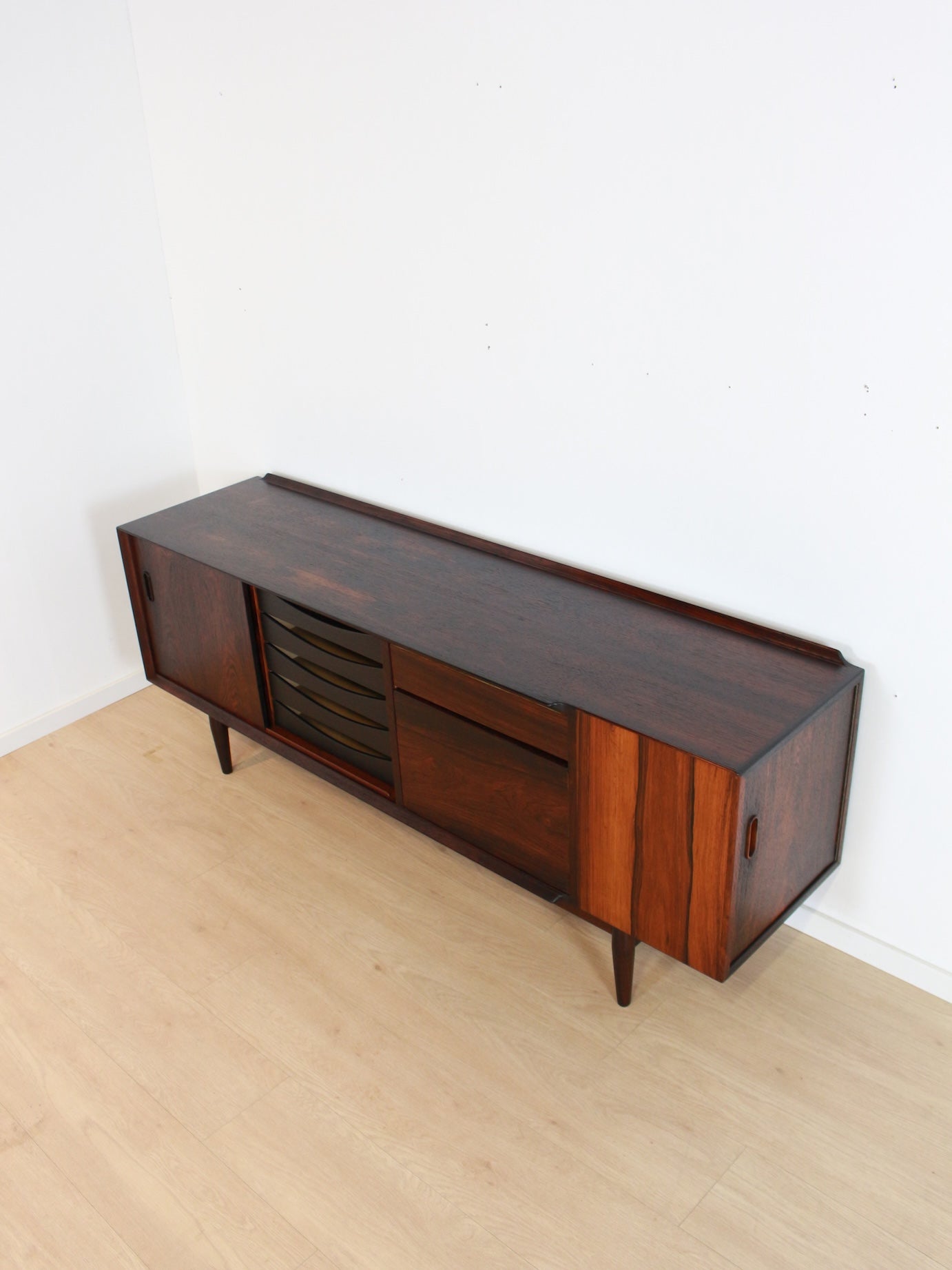 Arne Vodder Sibast '211' dressoir