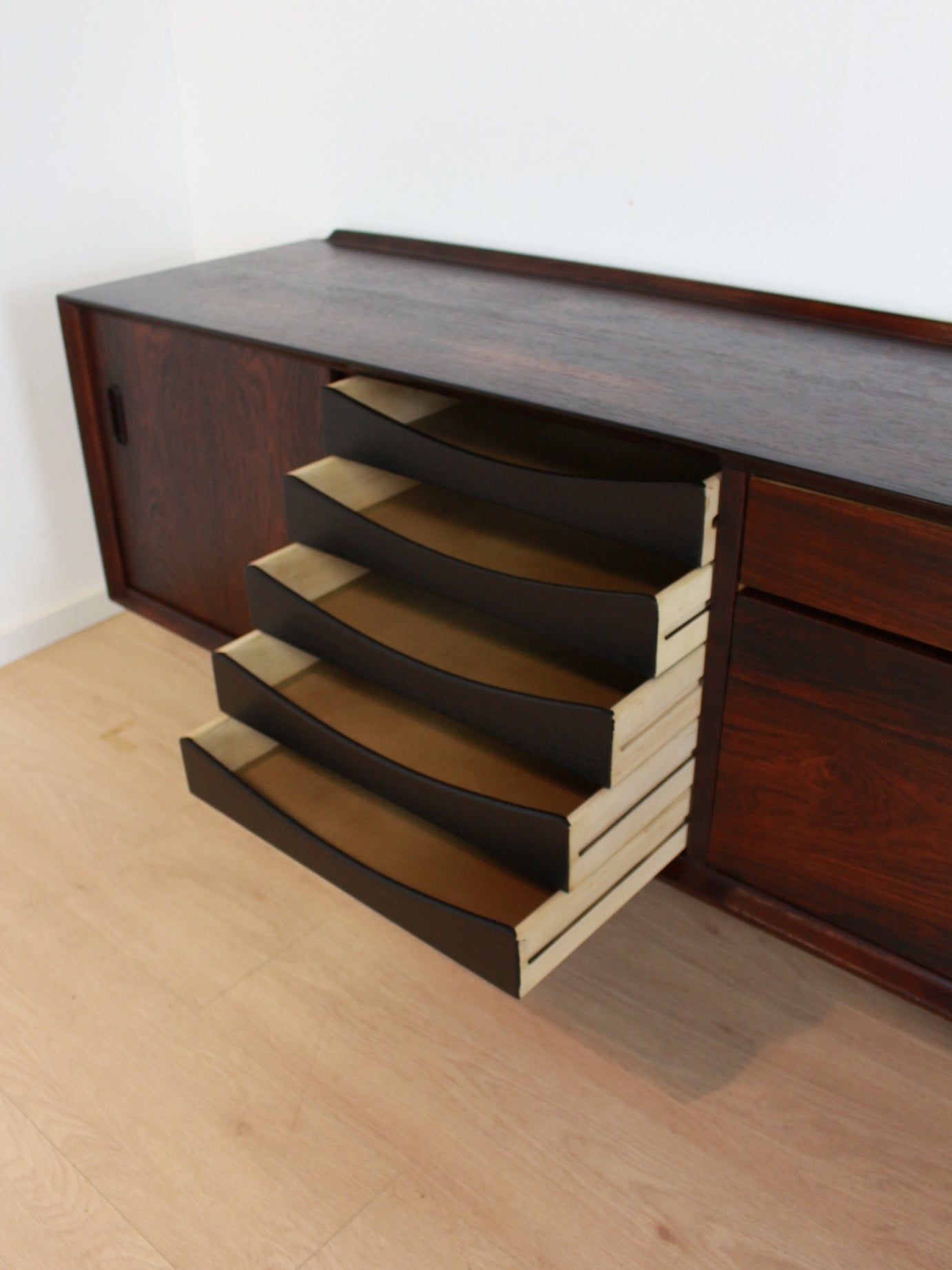 Arne Vodder Sibast '211' dressoir