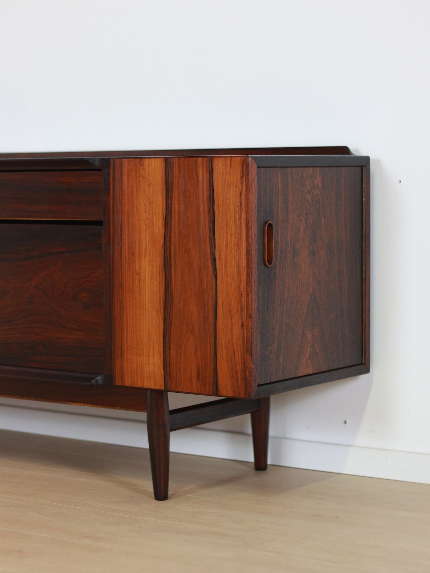 Arne Vodder Sibast '211' dressoir