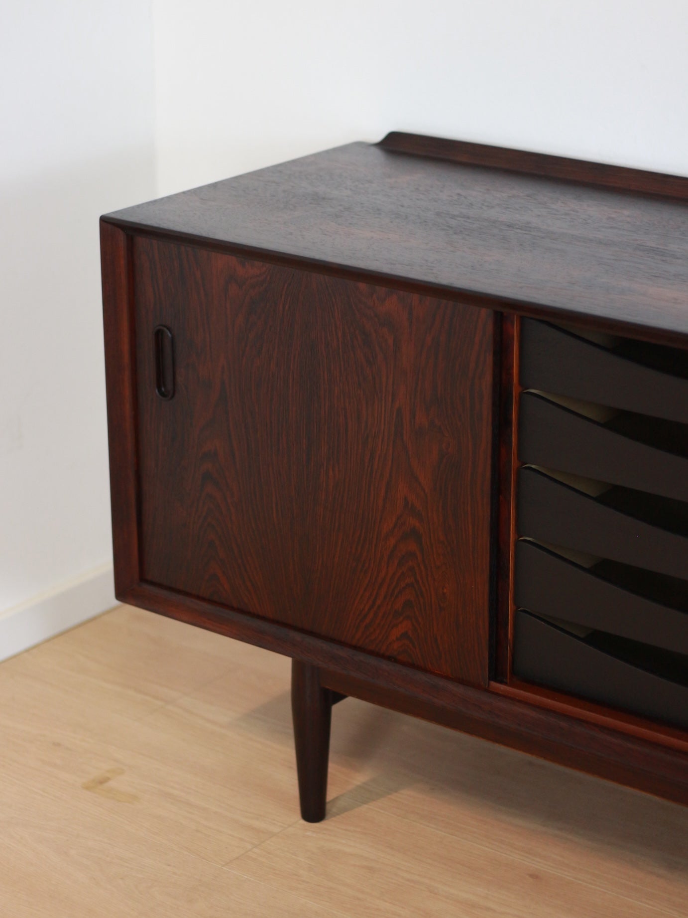 Arne Vodder Sibast '211' dressoir