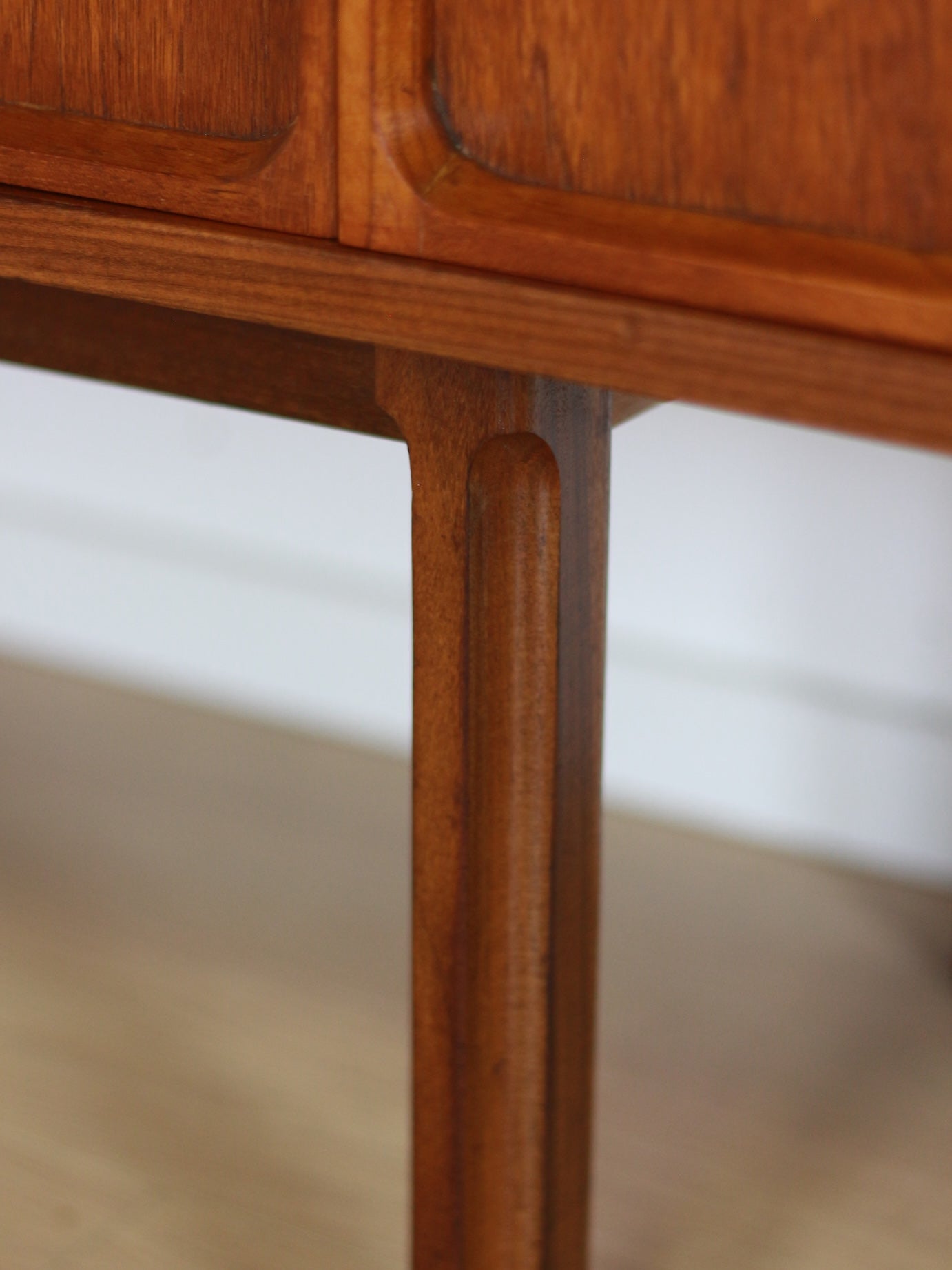 Vintage Meredew dressoir