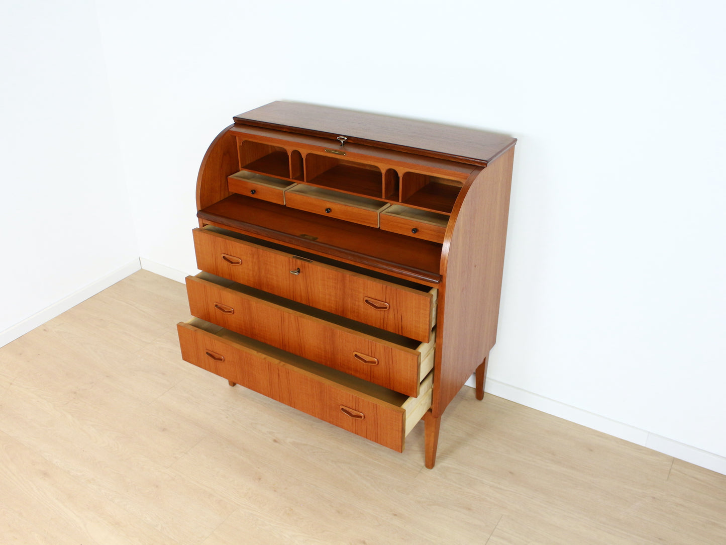 SMI secretaire ladekast