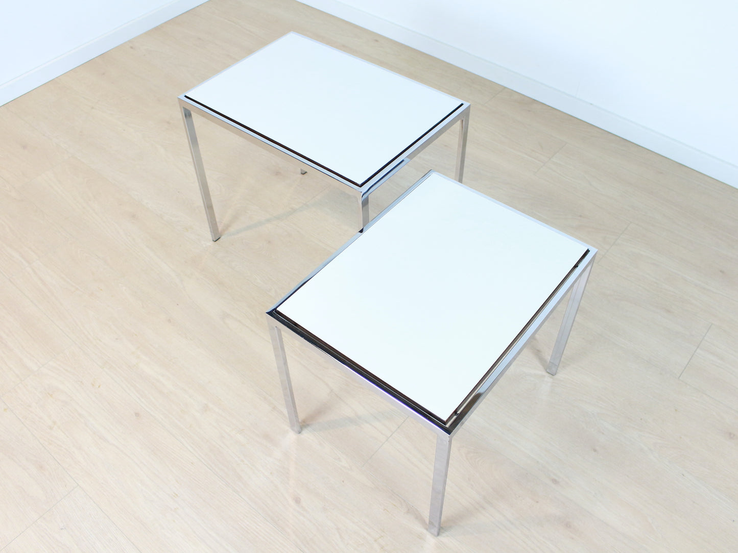 Vintage set bijzettafels Pastoe