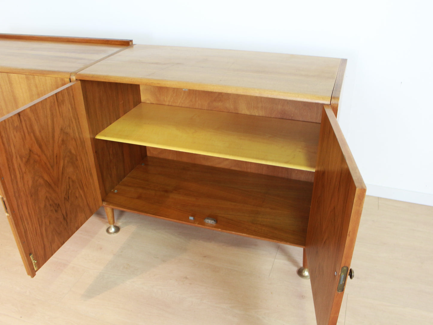 vintage Patijn wandmeubel/dressoir