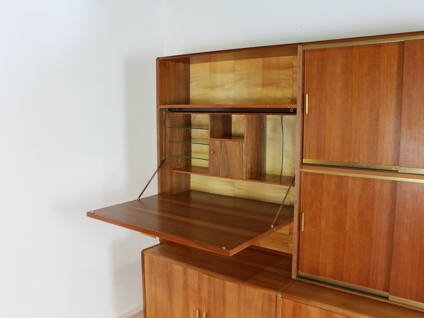 vintage Patijn wandmeubel/dressoir