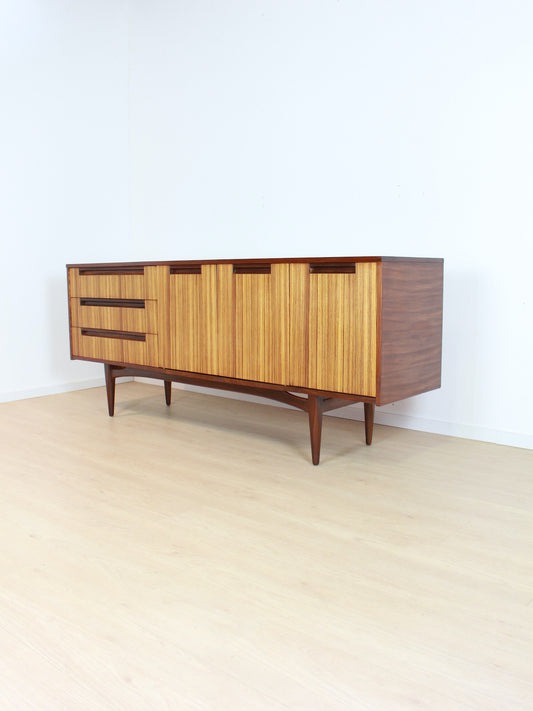 vintage dressoir