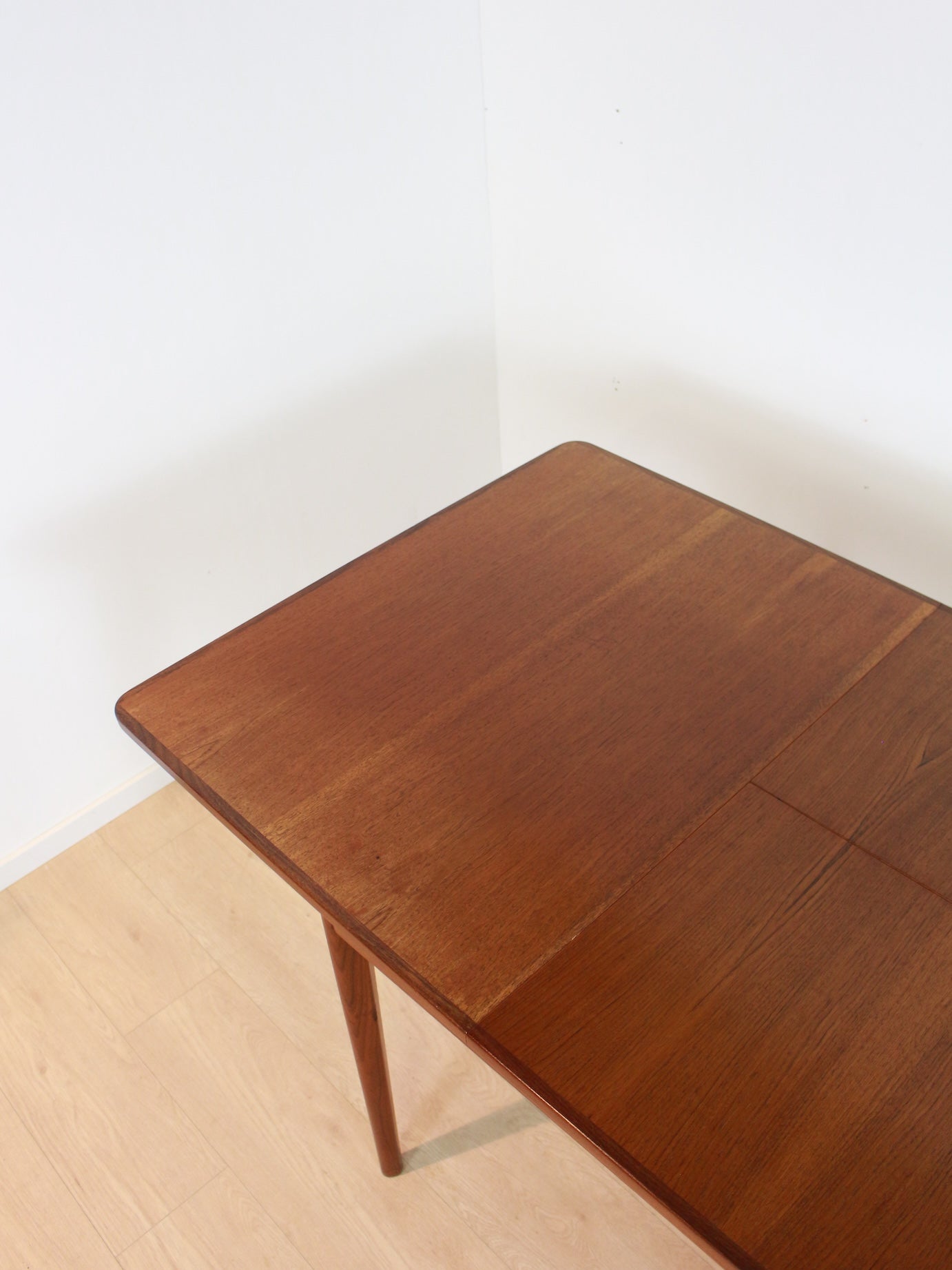 (Gereserveerd) Pastoe Eettafel met tuimelblad