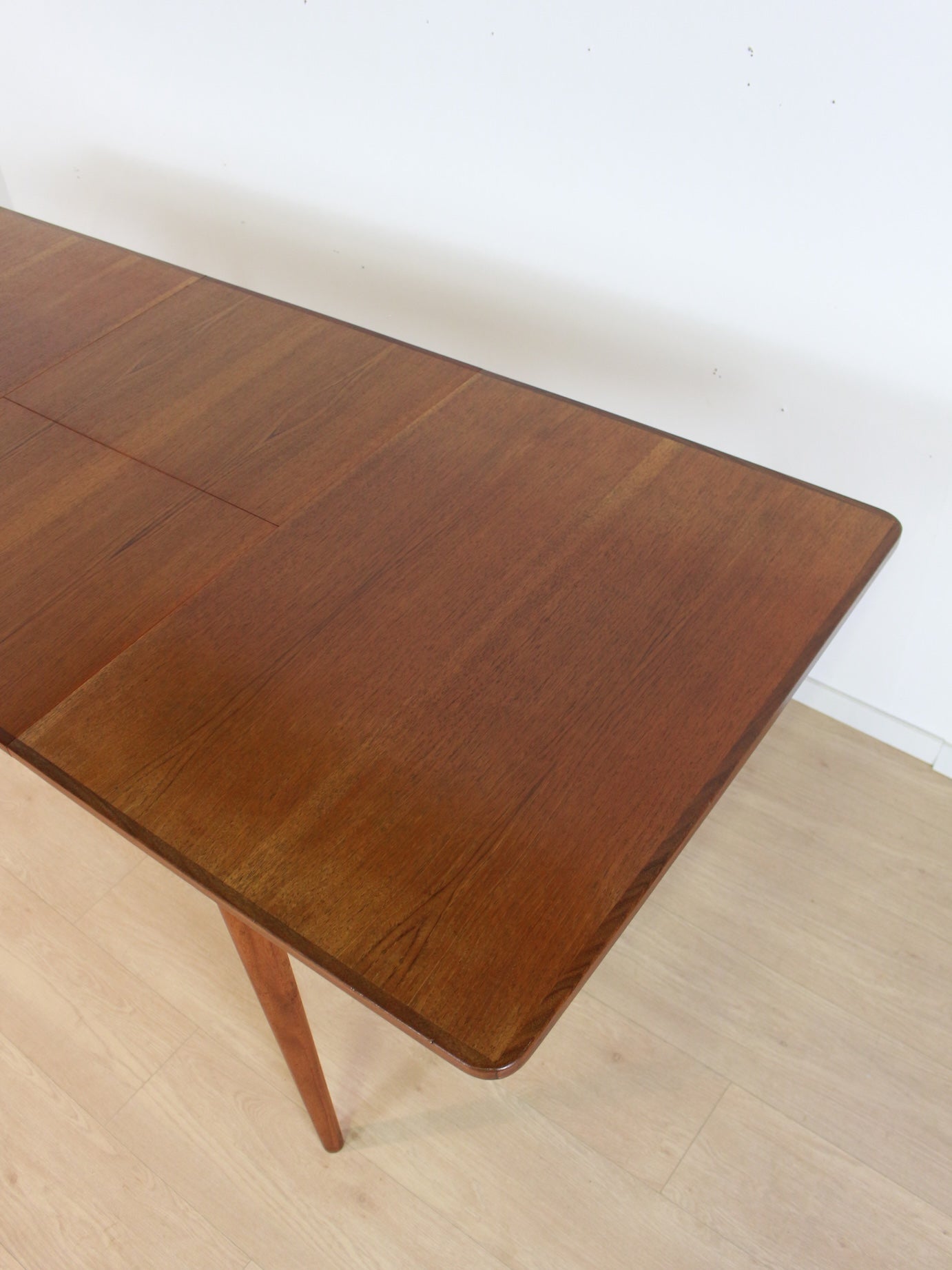 (Gereserveerd) Pastoe Eettafel met tuimelblad
