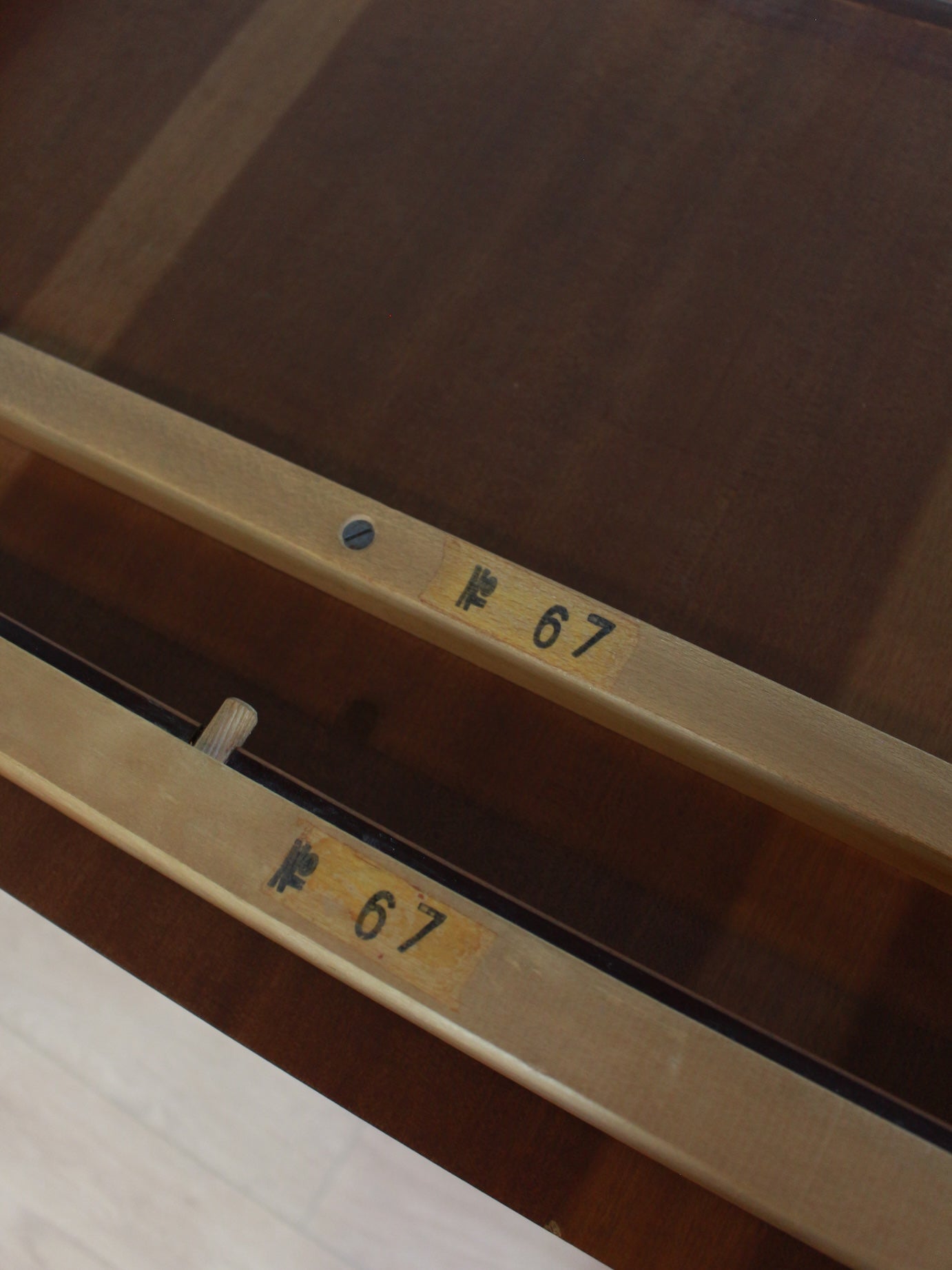(Gereserveerd) Pastoe Eettafel met tuimelblad