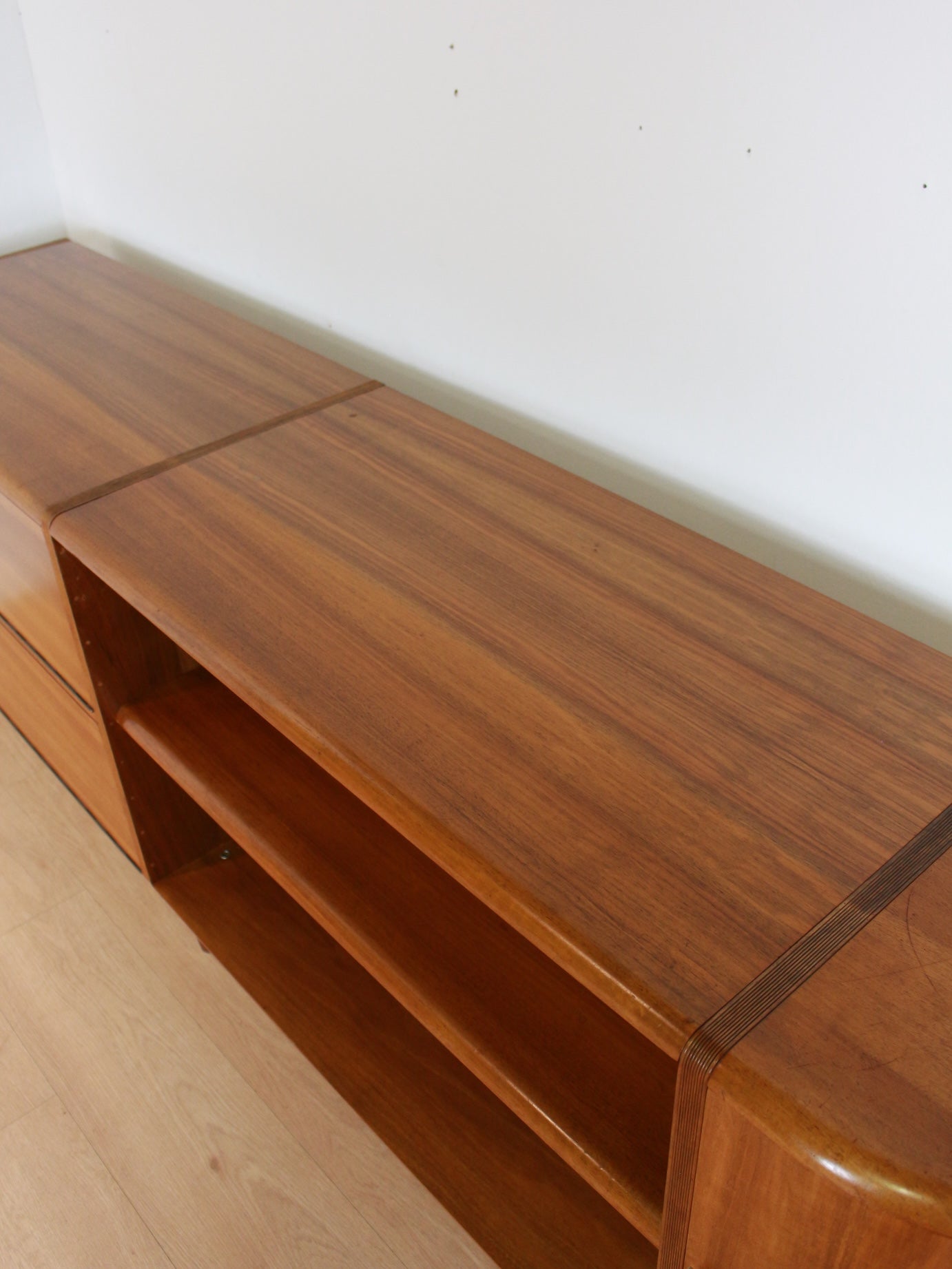 A. Patijn dressoir Joure Zijlstra