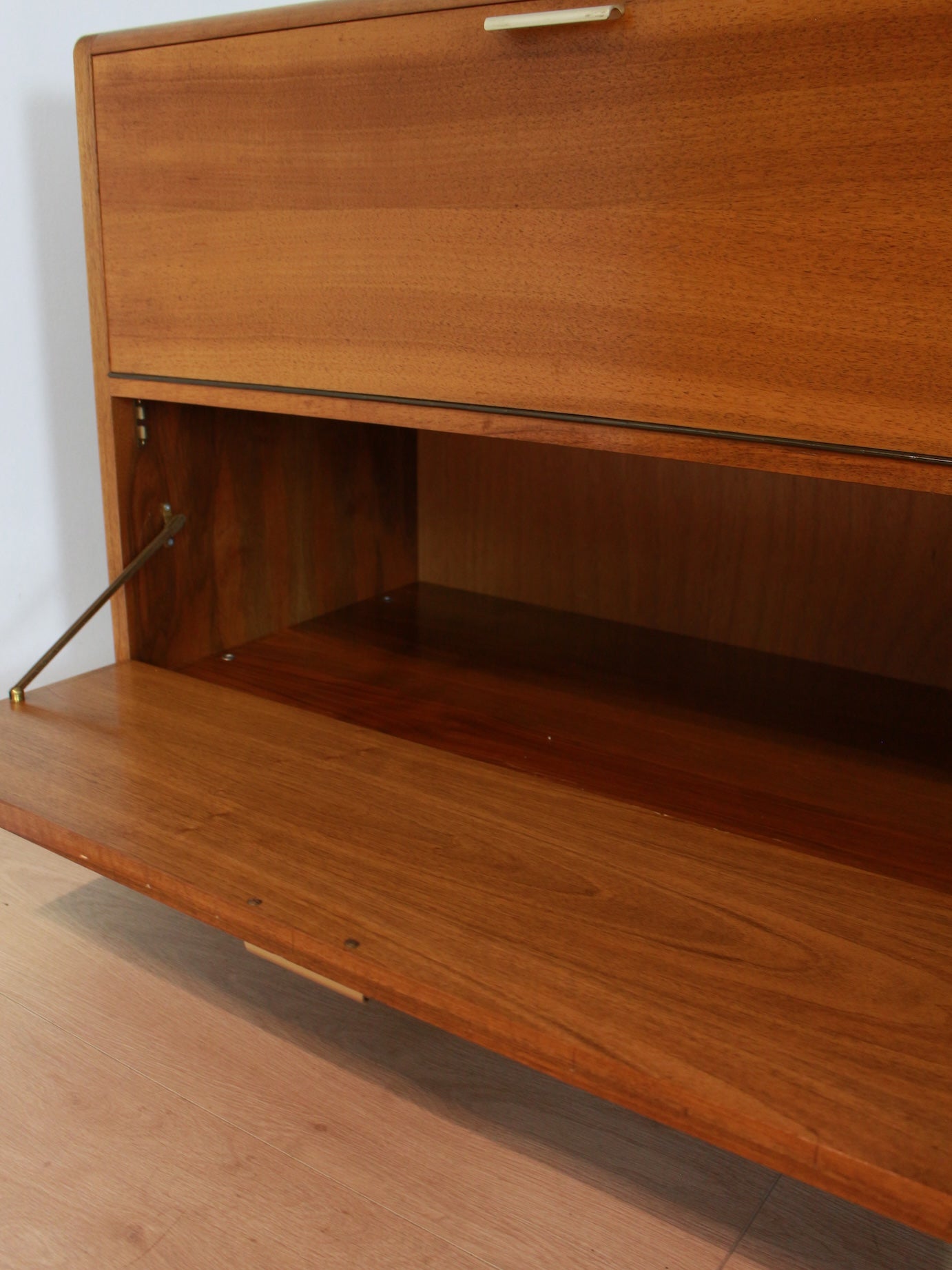 A. Patijn dressoir Joure Zijlstra