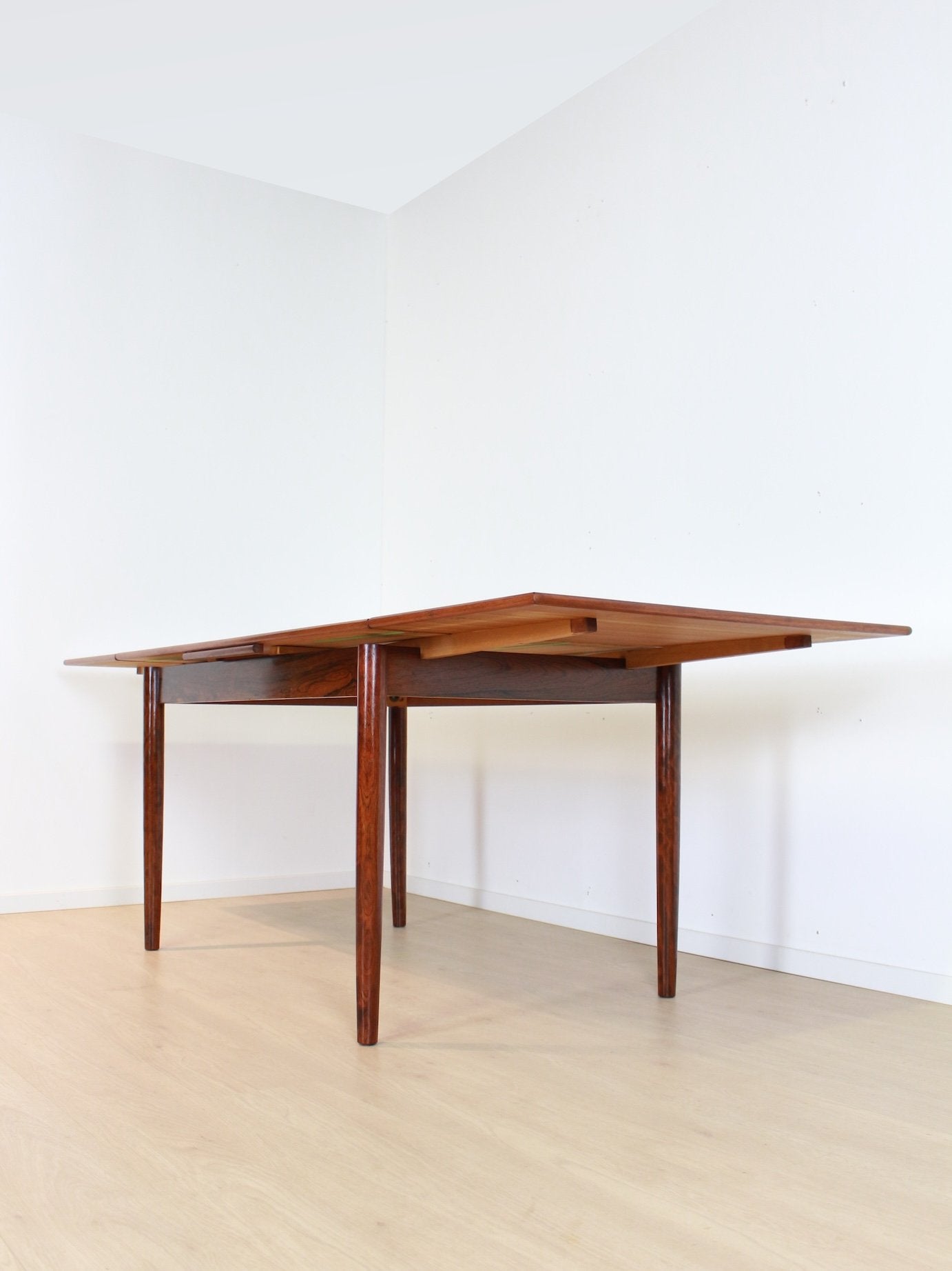 Palissander eettafel (verlengbaar)
