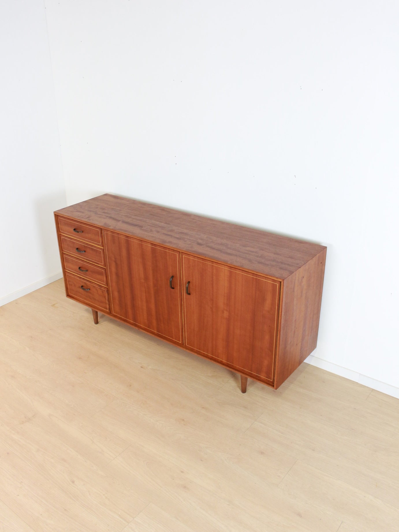 Teak Formule Kempkes dressoir