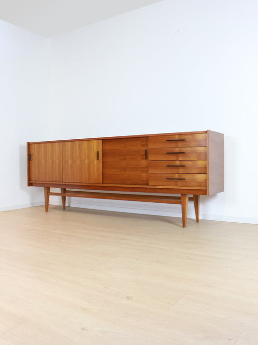 vintage teak dressoir