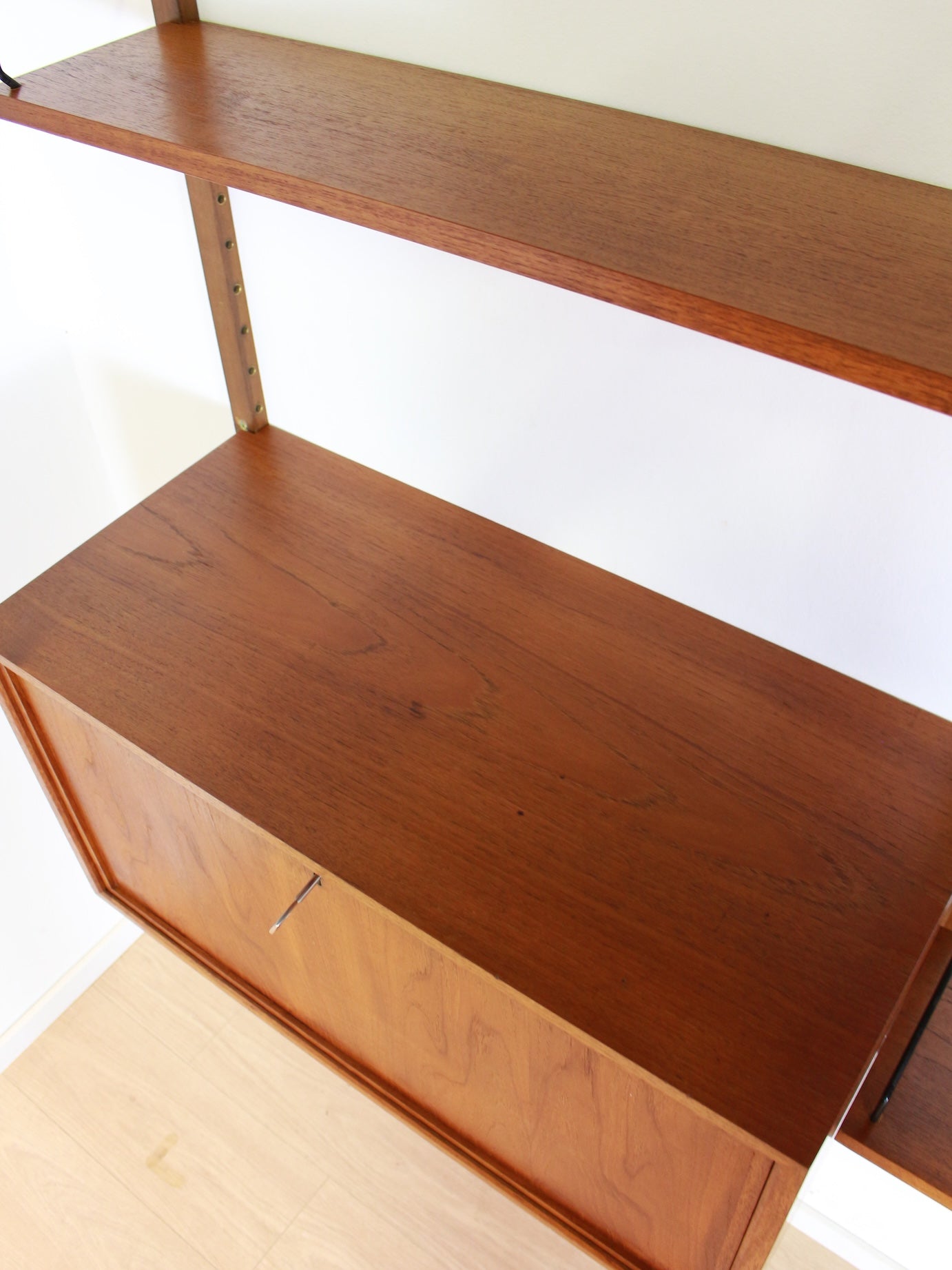 Poul Cadovius wandmeubel