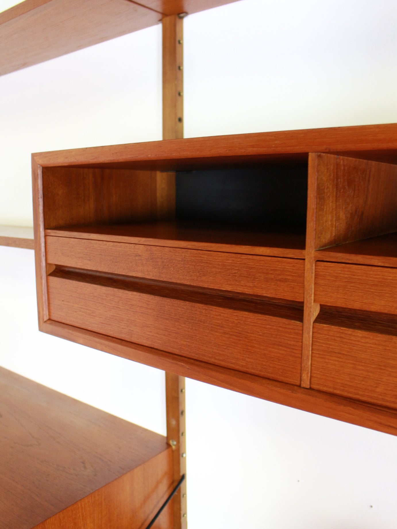 Poul Cadovius wandmeubel