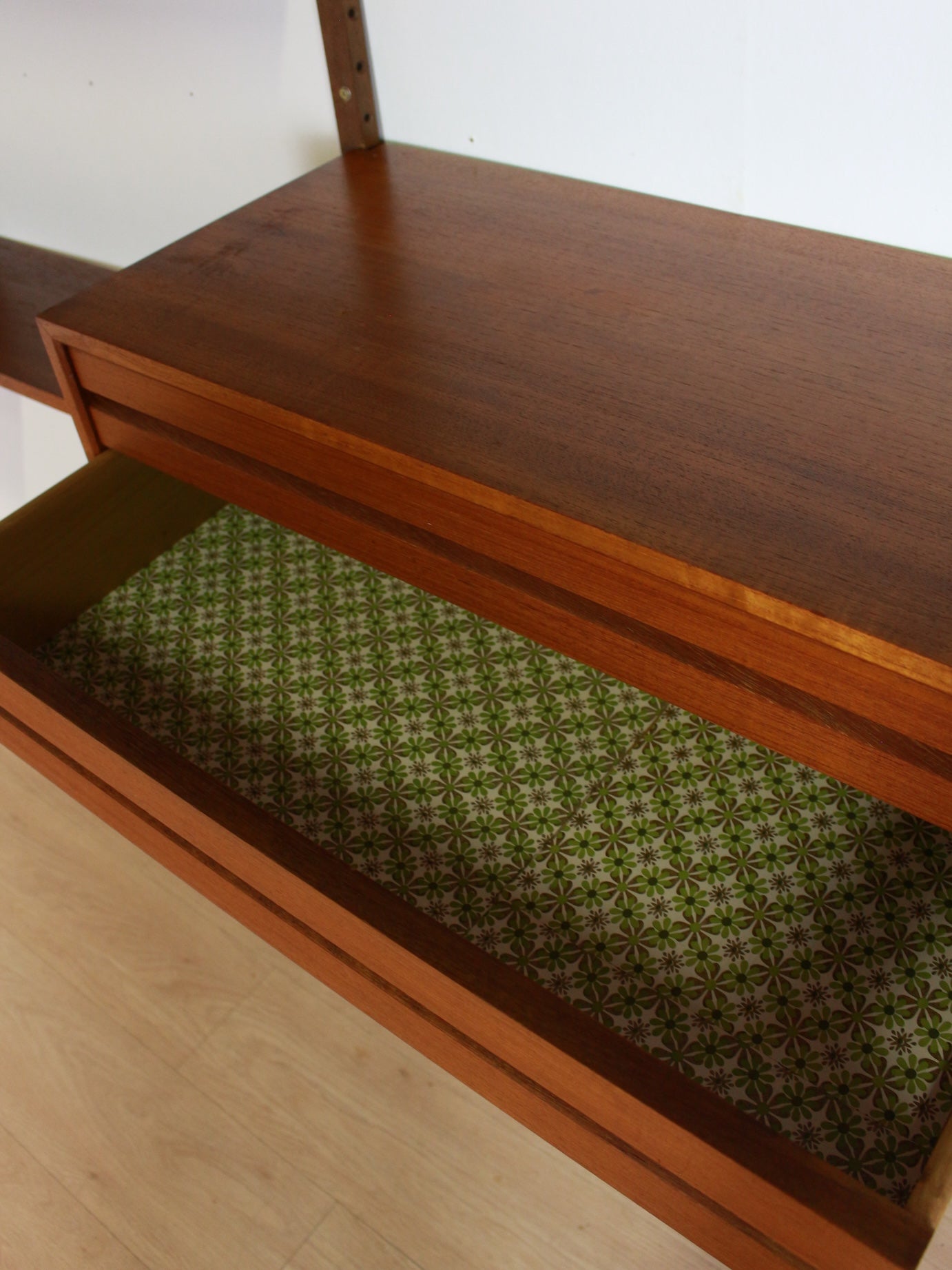 Poul Cadovius wandmeubel