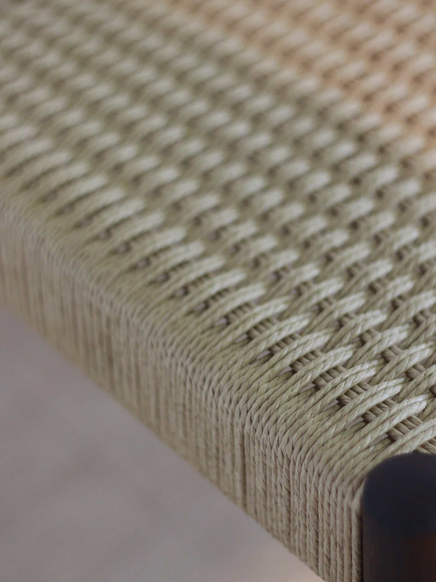 set 4 Fristho papercord eetkamerstoelen